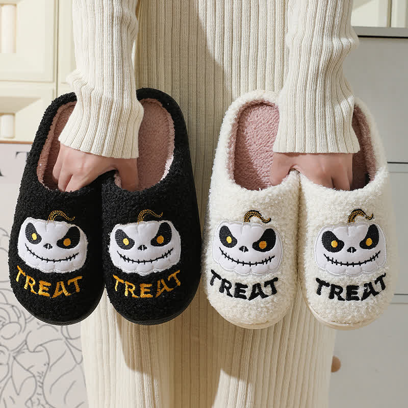 Chaussons d'intérieur grande taille motif citrouille - image 1