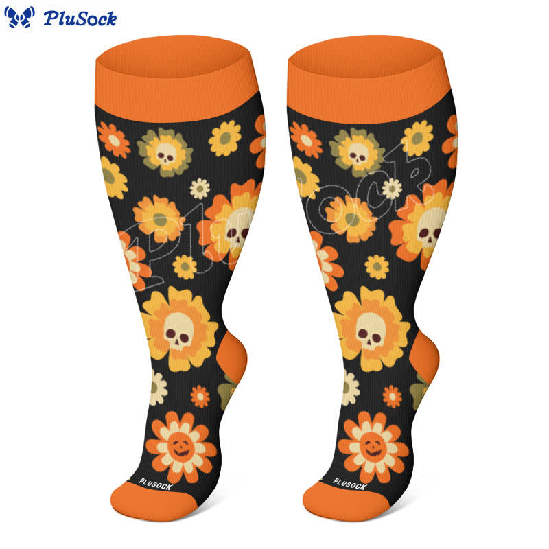 Chaussettes de compression grande taille motif tête de mort et fleurs d'Halloween - image 2