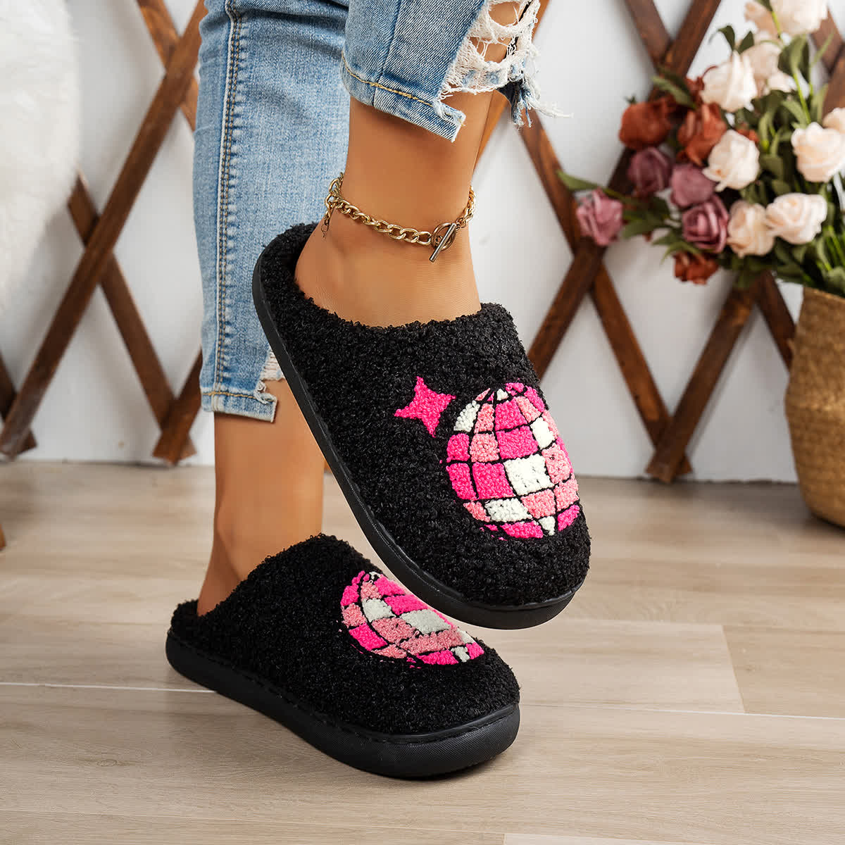 Chaussons grande taille à imprimé boule disco - image 5
