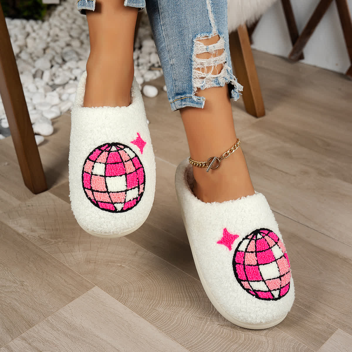Chaussons grande taille à imprimé boule disco - image 9