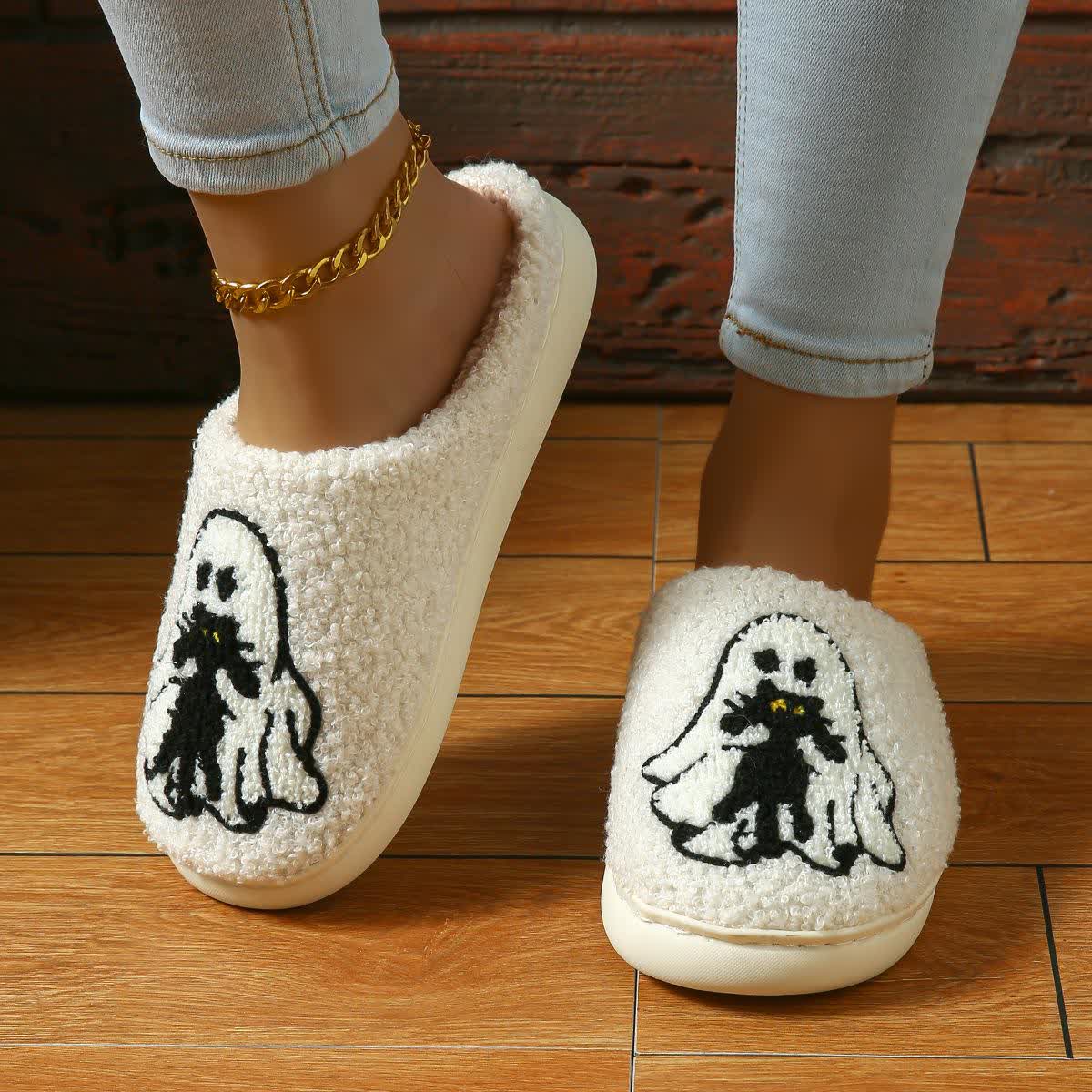 Chaussons fantômes amusants d'Halloween grande taille - image 1