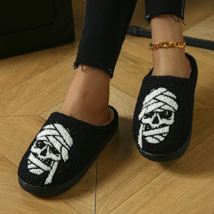 Chaussons d'Halloween grande taille à imprimé tête de mort et bandage - image 7