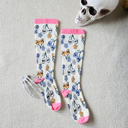 Chaussettes de compression grande taille motif tête de mort et fleurs d'Halloween (3 paires) - image 1