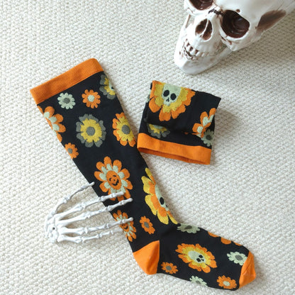 Chaussettes de compression grande taille motif tête de mort et fleurs d'Halloween (3 paires) - image 2