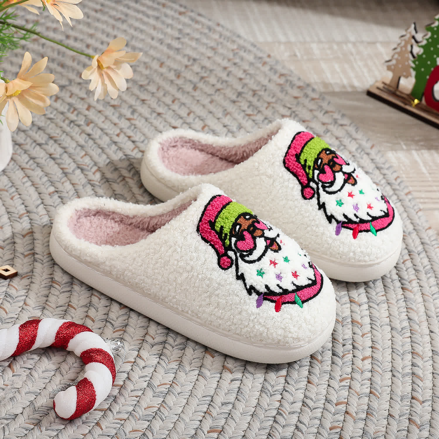 Chaussons de Noël grande taille à imprimé Père Noël - image 3