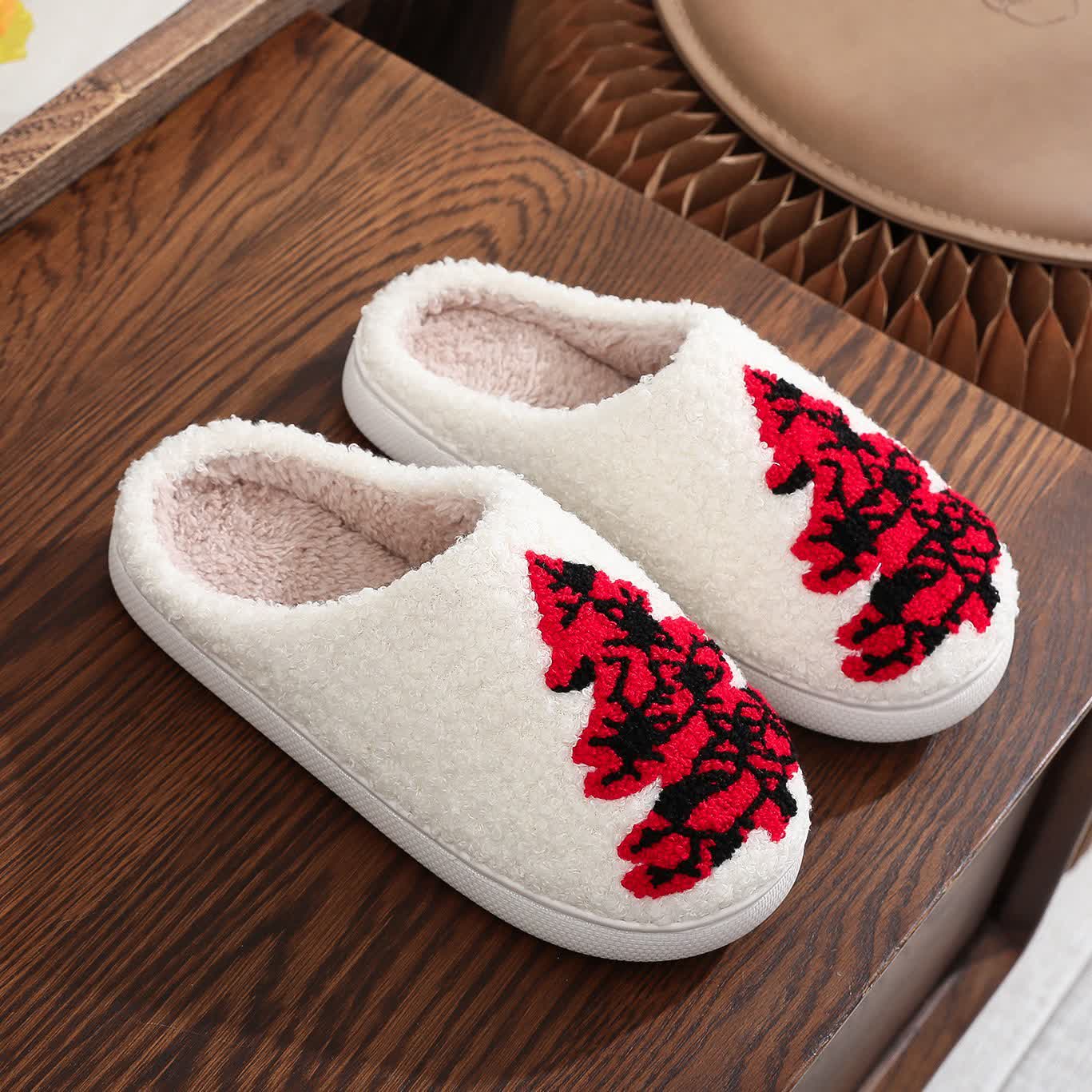 Chaussons grande taille à imprimé sapin de Noël - Blanc - EU44-45 (US10-11) - image 2
