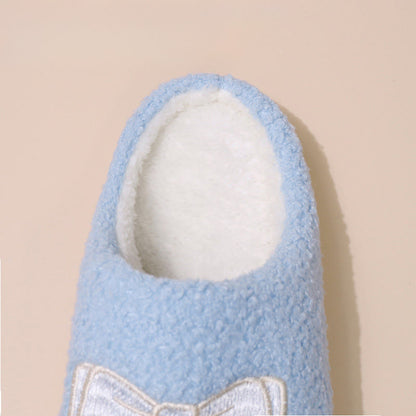 Chaussons bleus à nœud grande taille - image 3