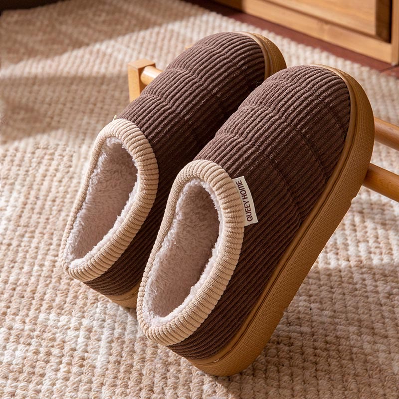 Chaussons simples grande taille pour la maison - image 10