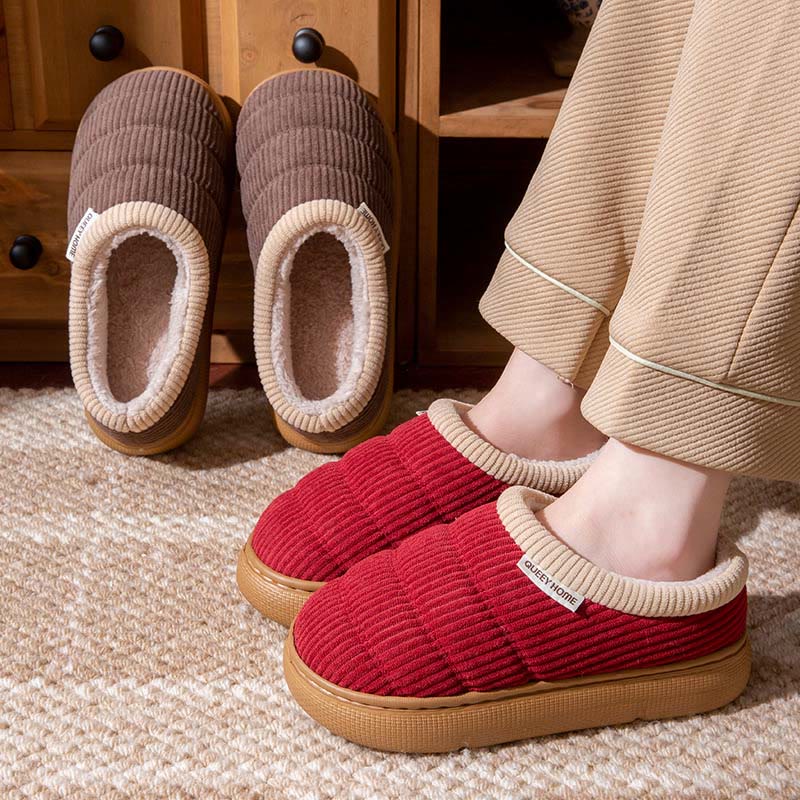 Chaussons simples grande taille pour la maison - image 0