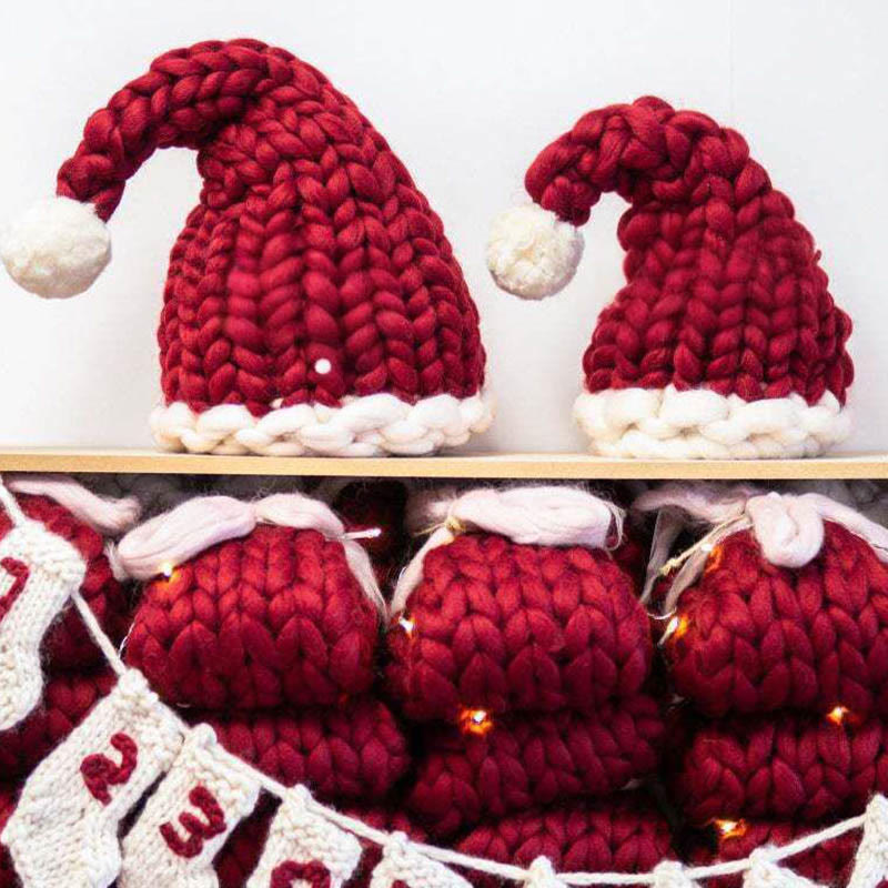 Bonnet de Noël rouge à lignes épaisses - image 6