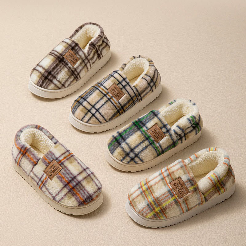 Pantoufles à motif quadrillé grande taille - image 6