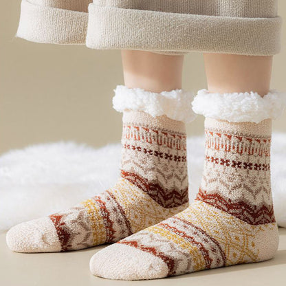 Chaussettes-chaussons ethniques grandes tailles - image 1