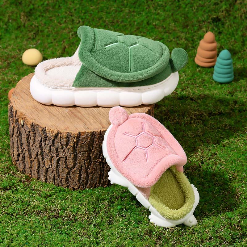 Pantoufles mignonnes en forme de tortue en peluche - image 3