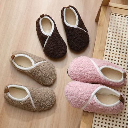 Pantoufles grandes tailles, simples et élégantes - image 5