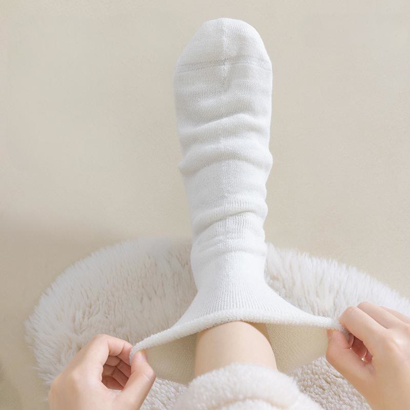 Chaussettes de nuit douces pour la peau (2 paires) - image 10