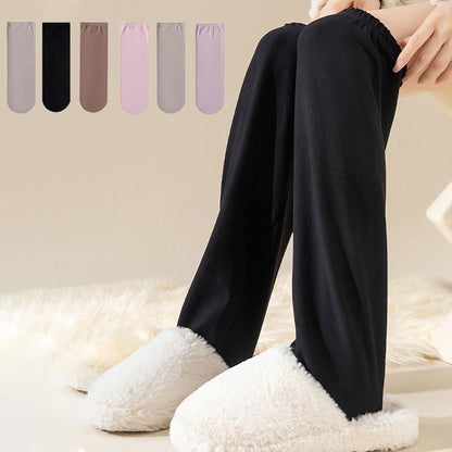 Chaussettes de nuit chaudes et confortables jusqu'aux genoux - image 0