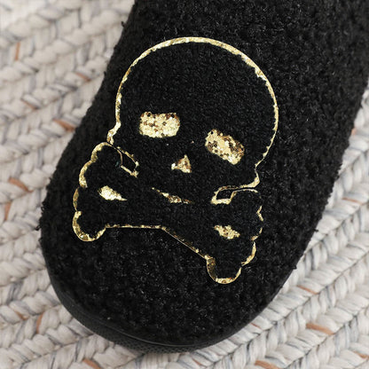 Pantoufles à tête de mort et os croisés grandes tailles - image 1