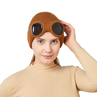 Bonnet chaud avec lunettes de protection - image 3