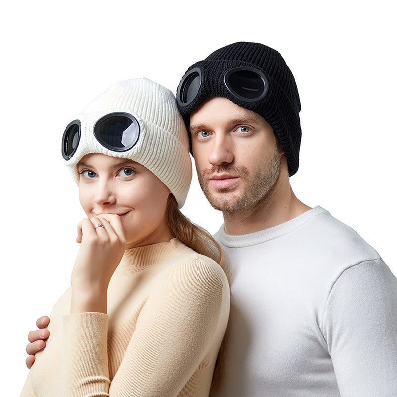 Bonnet chaud avec lunettes de protection - image 0