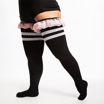 Chaussettes hautes à rayures en dentelle grande taille - image 2