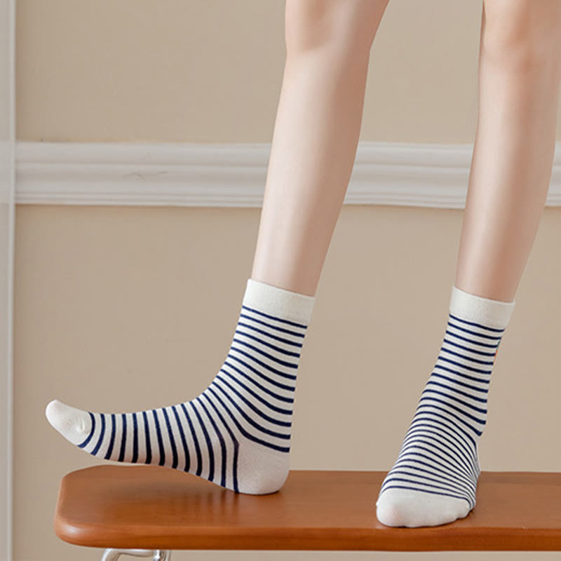 Chaussettes vintage brodées lapin (5 paires) - image 2