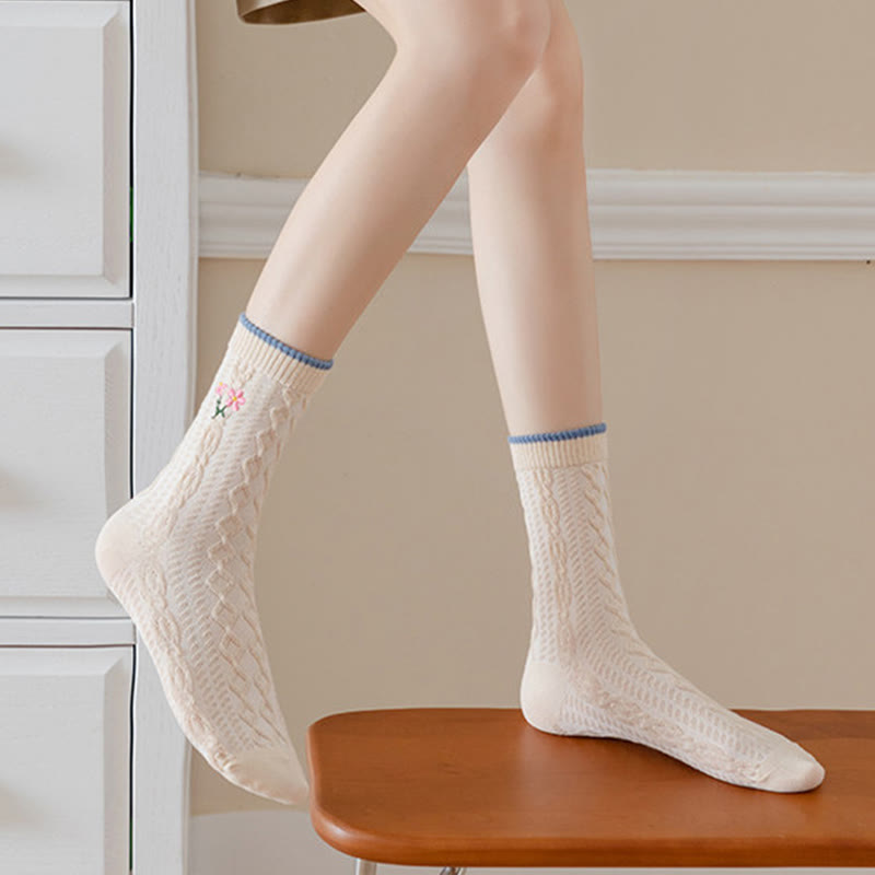 Chaussettes vintage brodées lapin (5 paires) - image 3