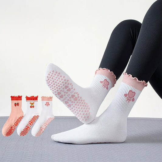 Chaussettes antidérapantes en forme de cœur, fraise et cerise (3 paires) - Multicolore - EU36-40(US3-7) - image 0