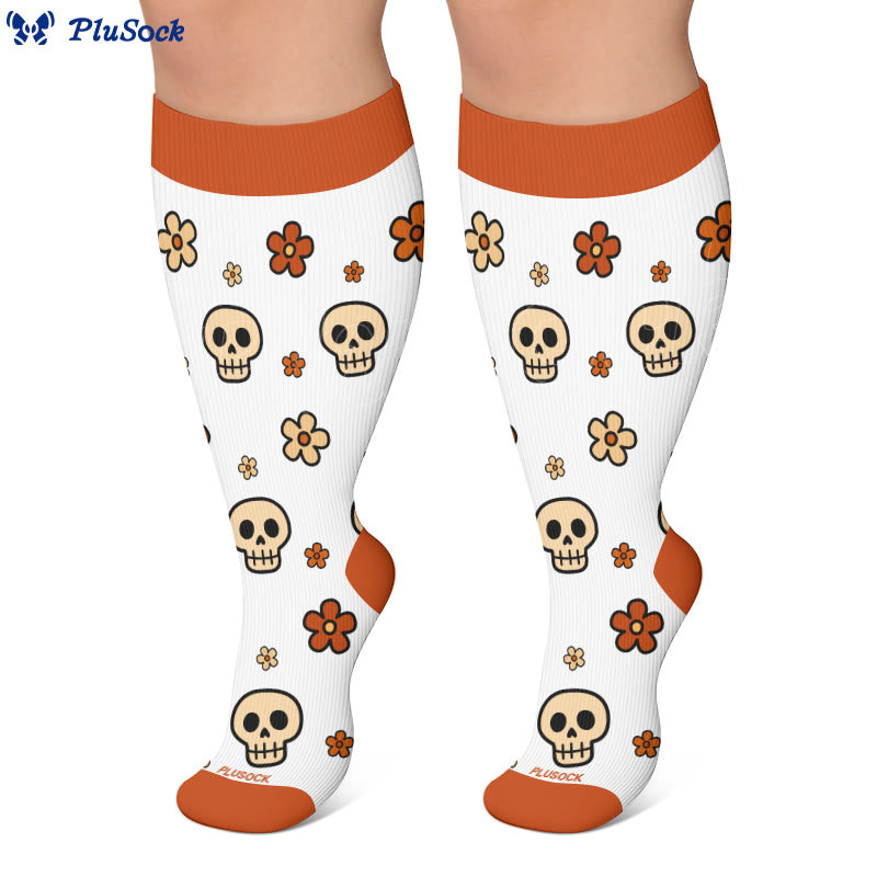 Chaussettes de compression grandes tailles à motif de crâne et fleurs - image 2