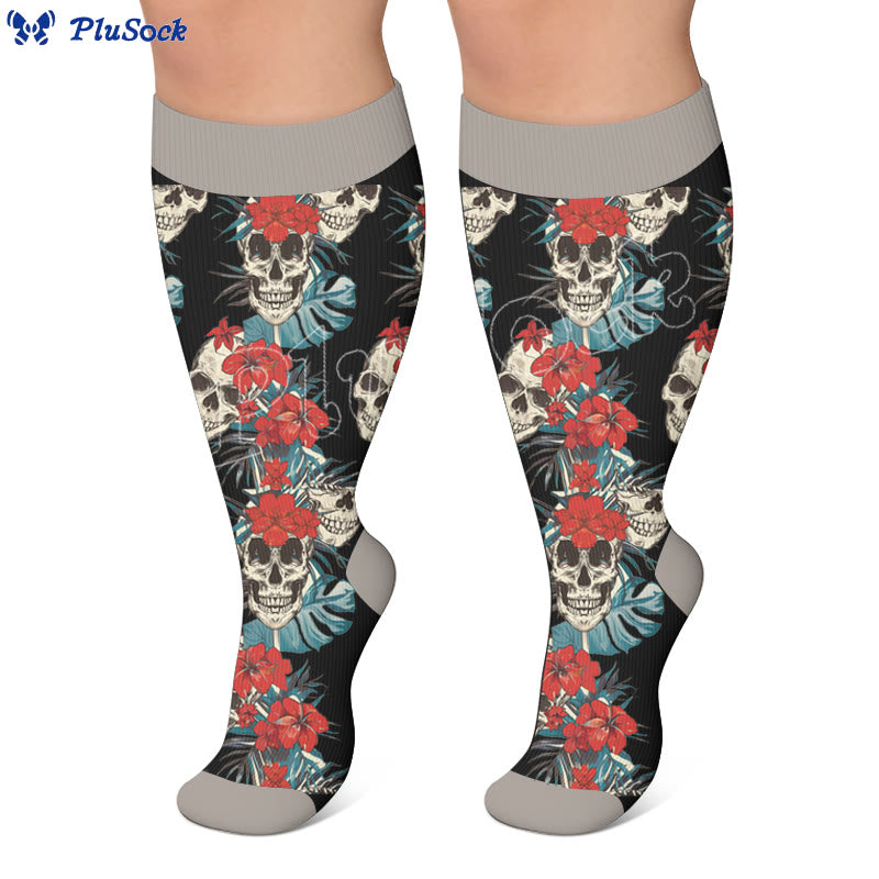 Chaussettes de compression à motif floral et tête de mort - image 4