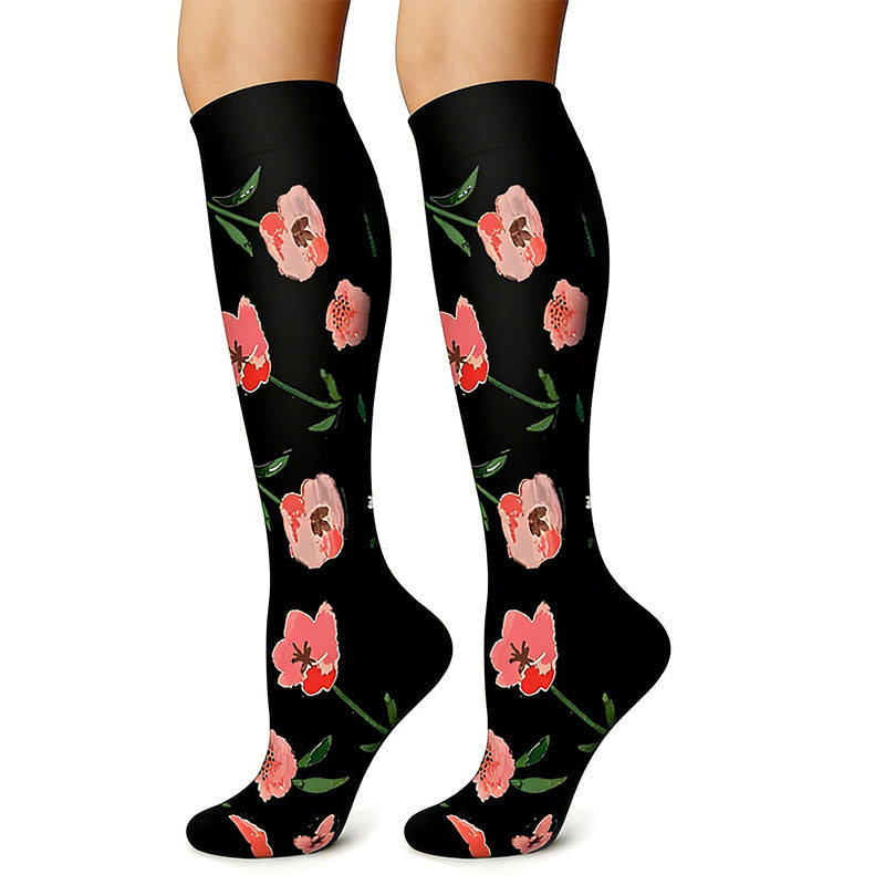 Chaussettes de compression montantes à motif floral noir et blanc (6 paires) - image 1