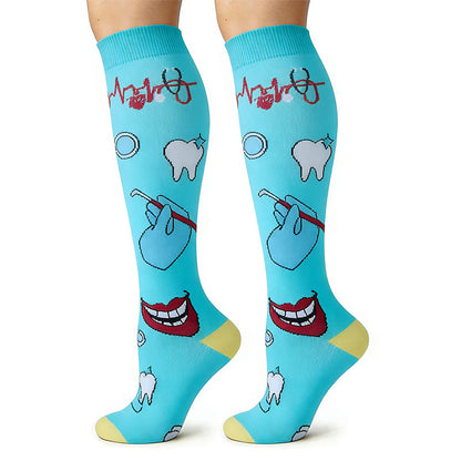 Chaussettes de compression hautes à imprimé médical (6 paires) - image 6