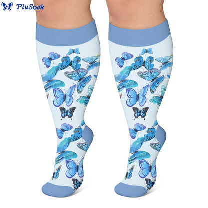 Chaussettes de compression papillon grandes tailles au milieu des fleurs - image 3