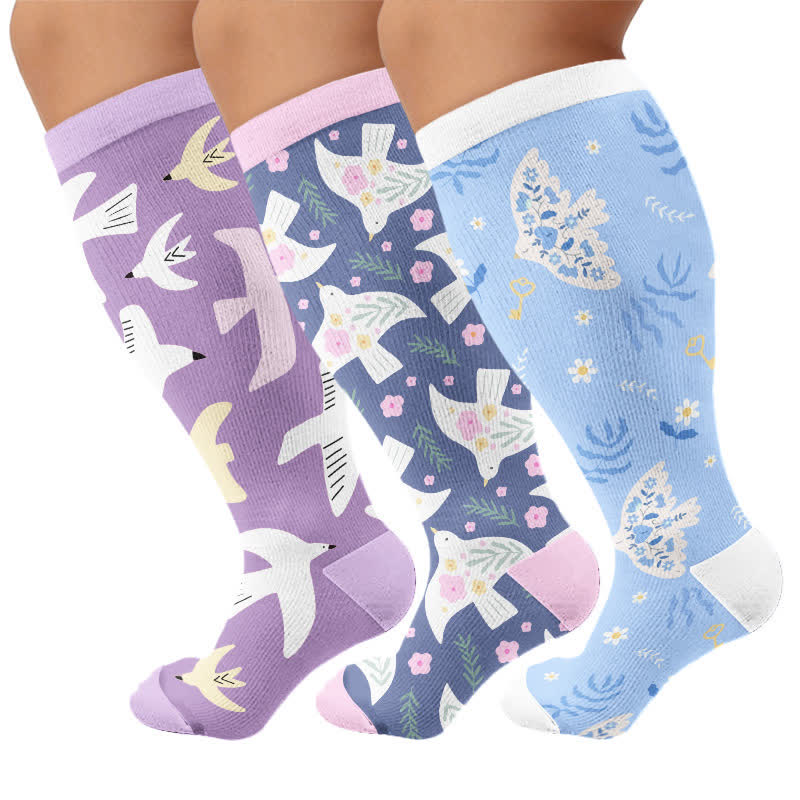 Chaussettes de compression grandes tailles à motifs d'oiseaux pastel - Multicolore (3 paires) - 4XL - image 1