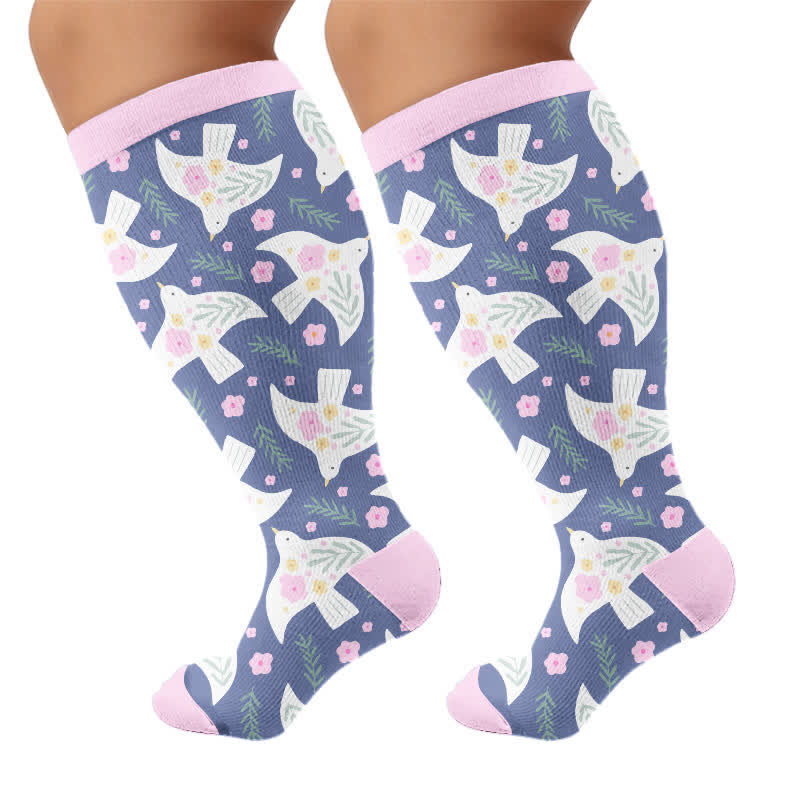 Chaussettes de compression grandes tailles à motifs d'oiseaux pastel - Rose (1 paire) - 4XL - image 7