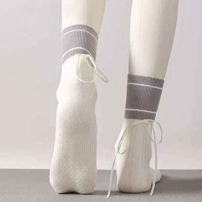 Chaussettes à cou-de-pied ouvert avec adhérence en forme d'arc (2 paires) - image 1