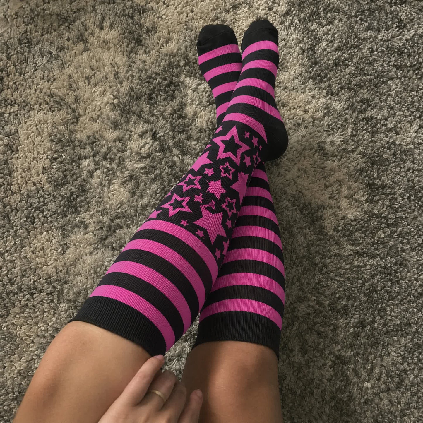 Chaussettes de compression à rayures étoilées grandes tailles - Noir (1 paire) - 4XL - image 2