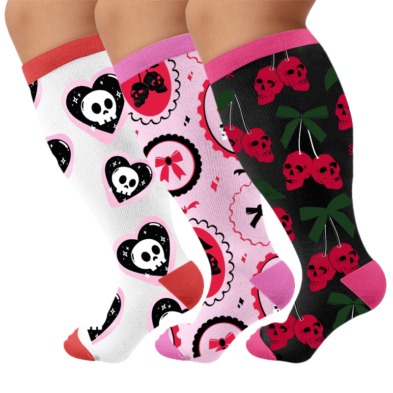 Chaussettes de compression gothiques à tête de mort et cerise grande taille - Multicolore (3 paires) - 4XL - image 1