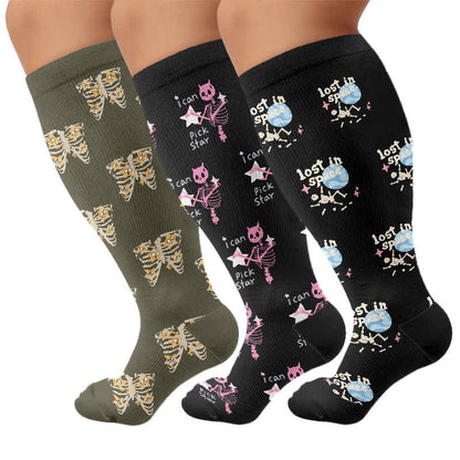 Chaussettes de compression grandes tailles à motif chat gothique et étoile - Multicolore (3 paires) - 4XL - image 4