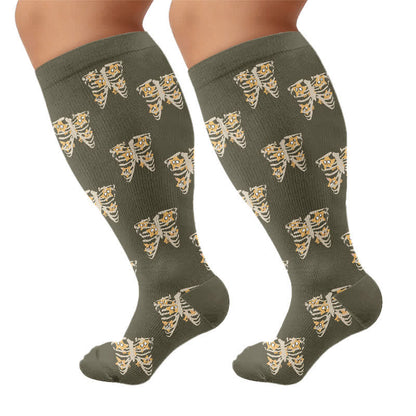 Chaussettes de compression grandes tailles à motif chat gothique et étoile - Gris foncé (1 paire) - 4XL - image 10