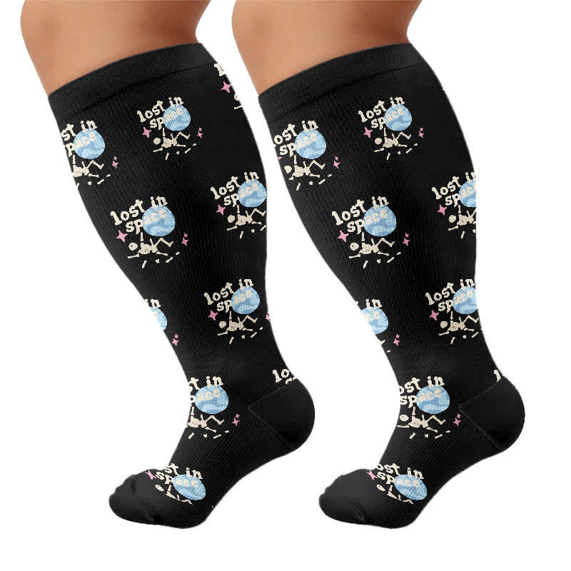 Chaussettes de compression grandes tailles à motif chat gothique et étoile - Crâne (1 paire) - 4XL - image 9