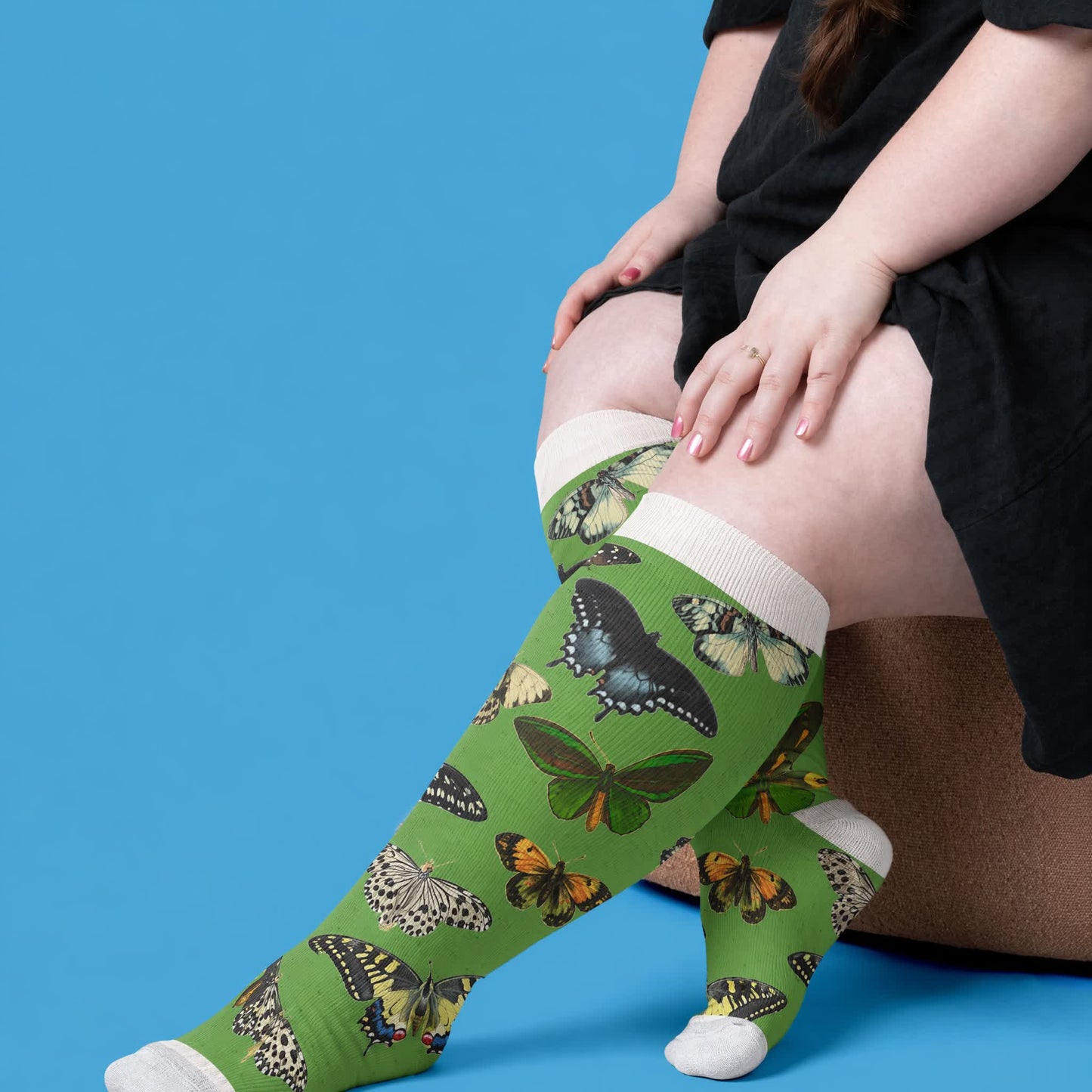 Chaussettes de compression Dark Butterfly grandes tailles - image 1