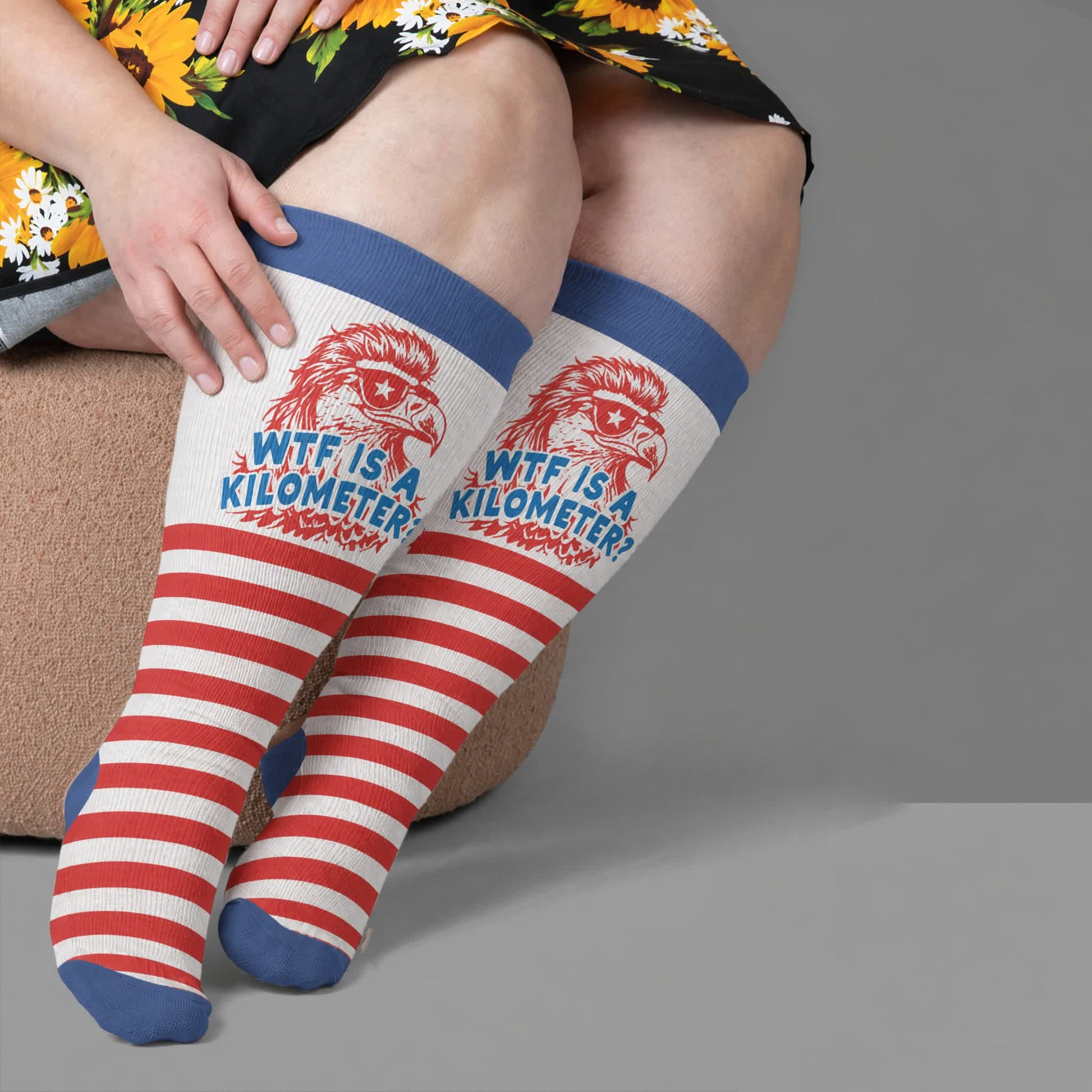 Chaussettes de compression grandes tailles à rayures feux d'artifice - image 1