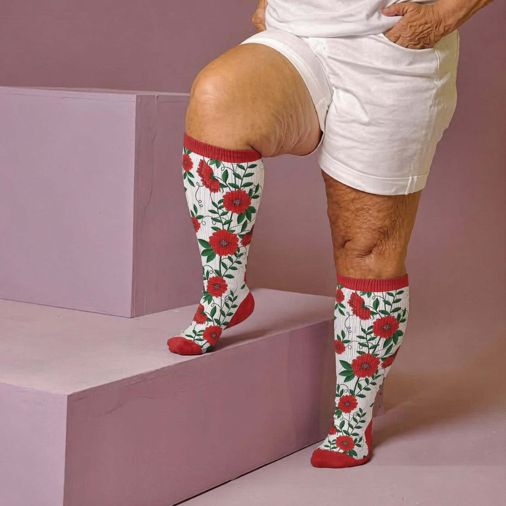 Chaussettes de compression grandes tailles à fleurs éclatantes - image 2