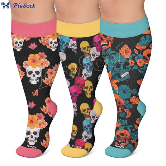 Chaussettes de compression grandes tailles à motif de crâne et fleurs - image 0