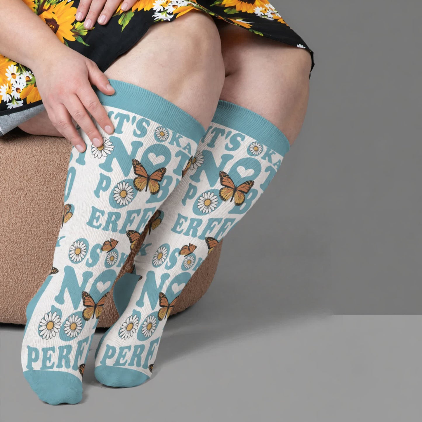 Chaussettes de compression Butterfly Bloom grandes tailles - Bleu (1 paire) - 4XL - image 3
