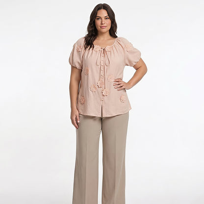 Blouse à manches bouffantes et application florale, noué sur le devant, avec nœud sur le devant. - image 3