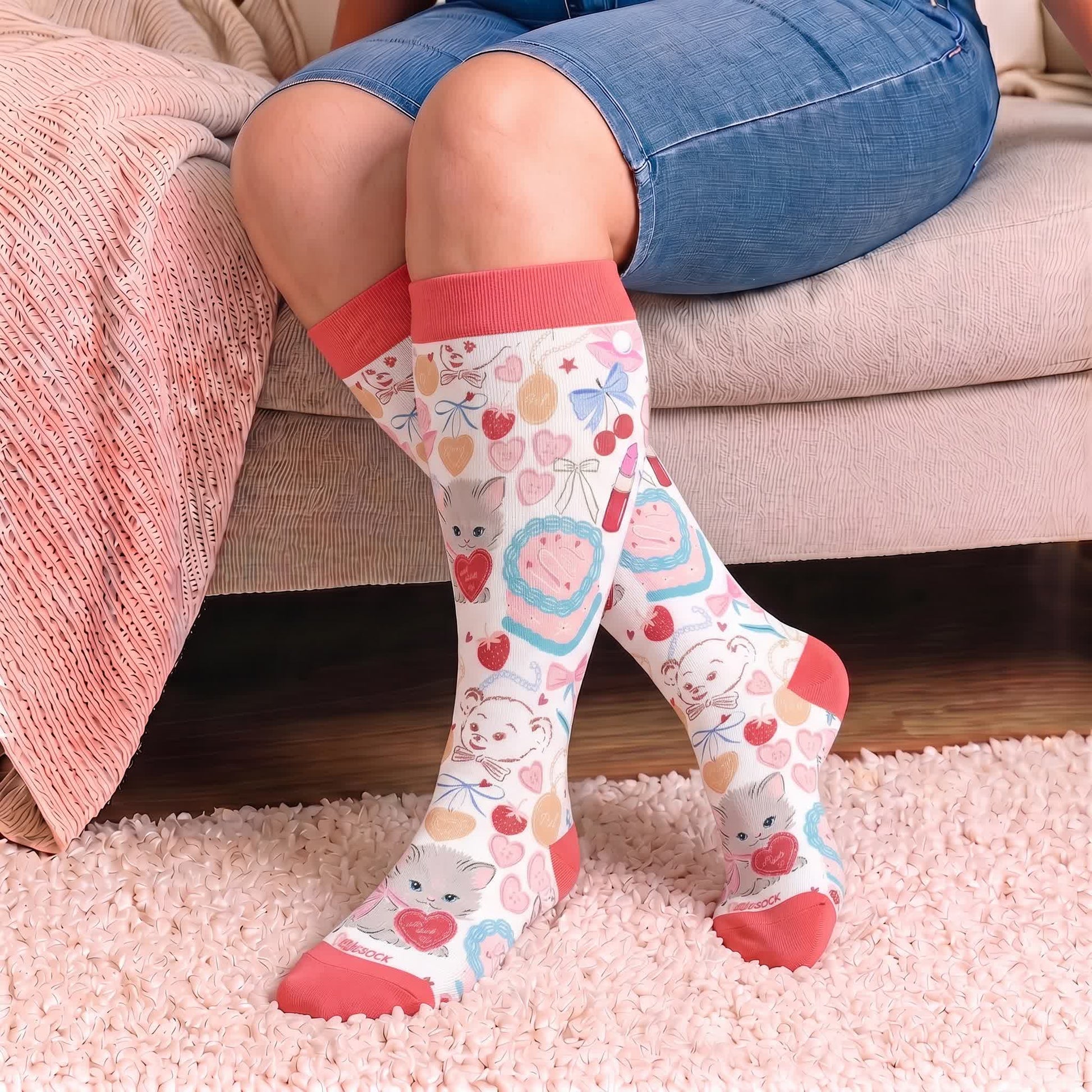 Chaussettes de compression grandes tailles en forme de cœur de chiot - image 3