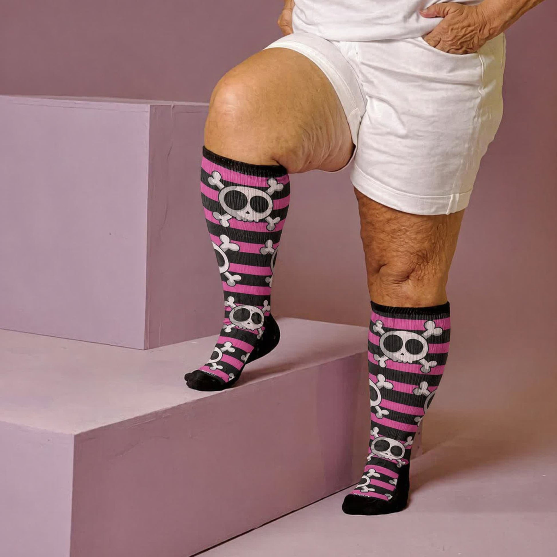 Chaussettes de compression Kawaii Skull grande taille - Rose (1 paire) - 4XL - image 2