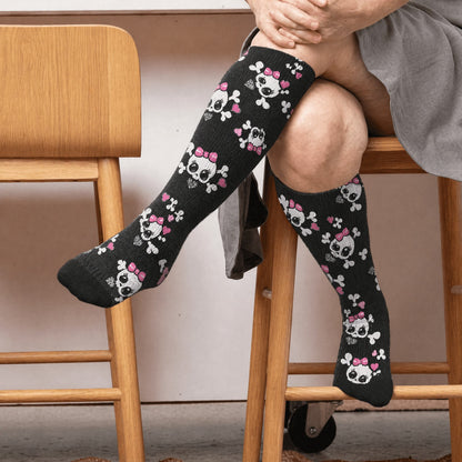 Chaussettes de compression grande taille Kawaii à nœud tête de mort et nœud papillon - Noir (1 paire) - 4XL - image 3