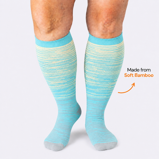 Chaussettes de compression en bambou à rayures grises grandes tailles - image 0